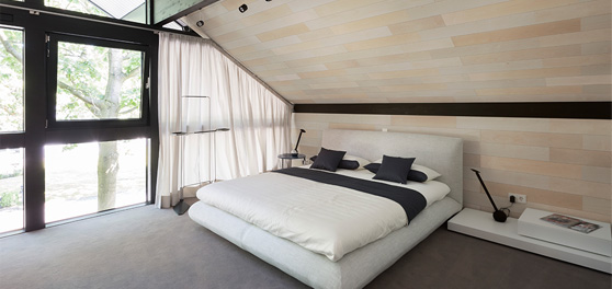 銘木ウォールラスティック